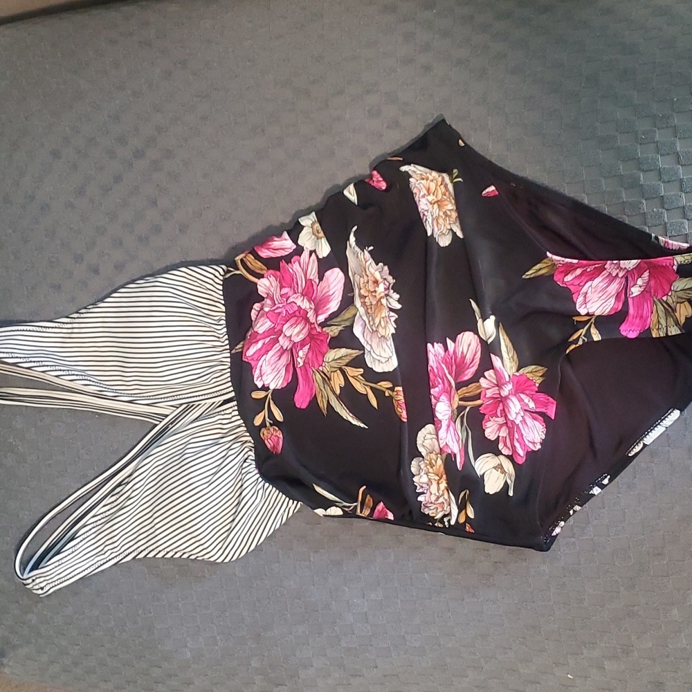 Cupshe Floral and Striped Swimsuit